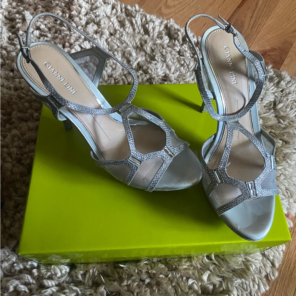 Gianni Bini Metallic Silver Mesh Heels
